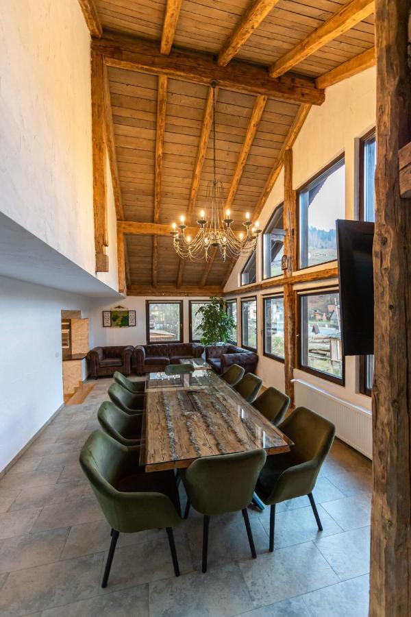 Ranger Chalet Moeciu De Sus Exterior photo